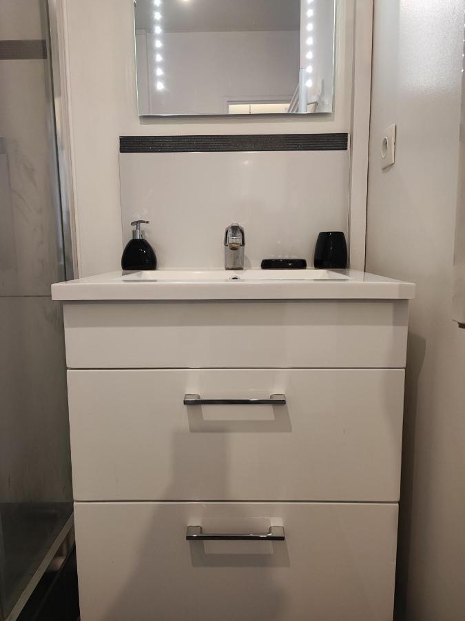 Chic Et Moderne+Wifi+Netflix Apartment อาร์ฌ็องเตย ภายนอก รูปภาพ